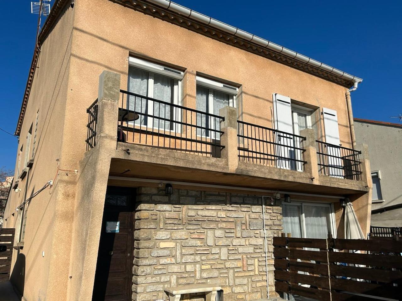 Appartement Les Voyages De Romane Narbonne Eksteriør bilde